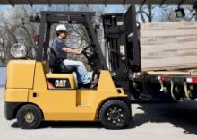 Frontstapler Treibgas Caterpillar GC45K STR
