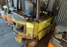 Frontstapler Treibgas Clark GPM 12