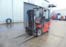 Frontstapler Treibgas Clark GPM 25 H