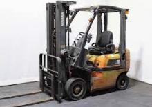 Frontstapler Treibgas Nissan PD 01 A 15 PQ
