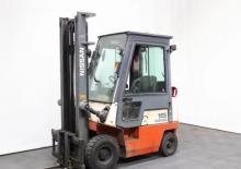 Frontstapler Treibgas Nissan PJ 01 A 18 U