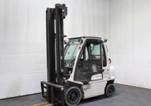 Frontstapler Treibgas Nissan U 1 D 2 A 25 LQ