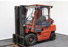 Frontstapler Treibgas Nissan UJ 02 A 20 U