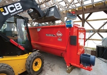 Futtermischwagen Kuhn Knight 3120