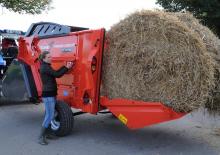 Futtermischwagen Kuhn Primor 4260 M Cut Control