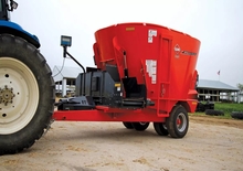 Futtermischwagen Kuhn VSL 242