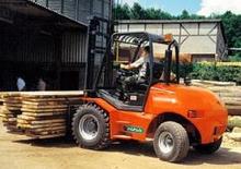 Geländestapler Ausa C 500 H x 4