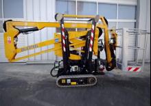 Gelenkarbeitsbühnen auf Raupen Oil & Steel Octopussy 1250