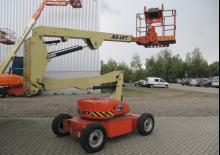 Gelenkarbeitsbühnen auf Rädern JLG 35 E