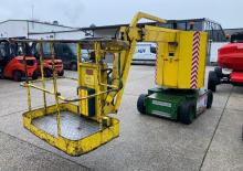 Gelenkarbeitsbühnen auf Rädern Karus GTS 110 SK