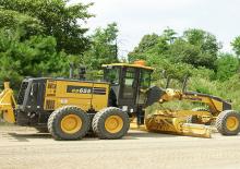 Grader Komatsu GD655-7
