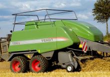 Grosspackenpressen + Hochdruckpressen Fendt 12130 ST