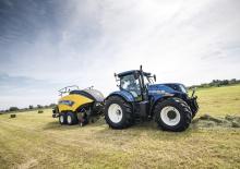 Grosspackenpressen + Hochdruckpressen New Holland BB 890 Plus