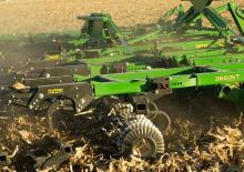 Grubber John Deere 2660VT