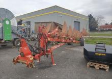Grubber Kuhn Mixter 107 T
