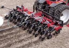 Düngerstreuer Case IH Nutri-Tiller 5310 8-ROW