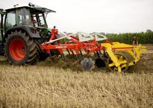 Grubber Pöttinger Synkro 3030