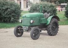 Hinterrad-Traktoren Steyr 180