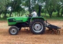 Hinterrad-Traktoren DEUTZ-FAHR 3042 E