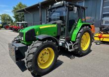 Hinterrad-Traktoren John Deere 3300 Komf. X