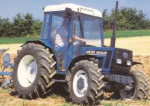 Hinterrad-Traktoren New Holland 45-66 S/3435
