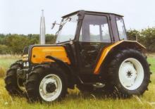 Hinterrad-Traktoren Renault 50-12 F