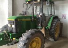 Hinterrad-Traktoren John Deere 6205