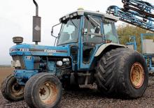 Hinterrad-Traktoren Ford-NH 7810