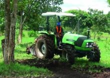 Hinterrad-Traktoren DEUTZ-FAHR Agrolux 4.80 E