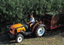 Hinterrad-Traktoren Renault FRUCTUS 110