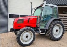 Hinterrad-Traktoren Massey Ferguson MF 2220-2