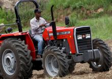 Hinterrad-Traktoren Massey Ferguson MF 268 Xtra