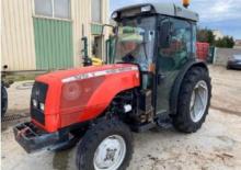 Hinterrad-Traktoren Massey Ferguson MF 3330 V