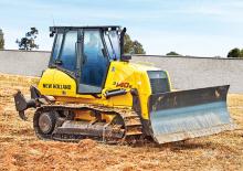 Kettendozer New Holland D140B