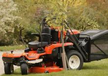 Kommunale Mehrzweckfahrzeuge Diesel Kubota GZD  21 HD