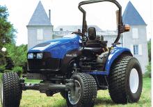 Kommunale Mehrzweckfahrzeuge Diesel New Holland TC 40 D