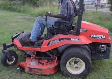 Kommunale Mehrzweckfahrzeuge Diesel Kubota ZD 28