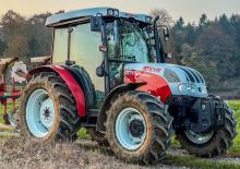 Kommunale Schlepper Steyr 375 Kompakt