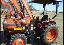 Kommunale Schlepper Kubota L2350