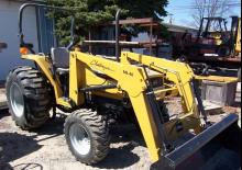 Kommunale Schlepper Challenger MT295B