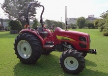 Kommunale Schlepper Shibaura ST 460 EHSS
