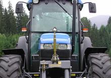 Kommunale Schlepper New Holland TN 60 SA