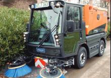 Kompaktkehrmaschinen Schmidt Swingo 200