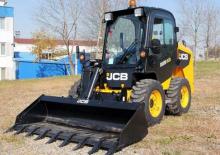 Kompaktlader JCB 225