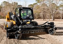 Kompaktlader JCB 225