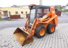 Kompaktlader Locust 753
