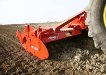 Kreiseleggen Kuhn HR 404 D