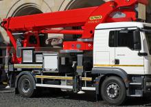 LKW-Teleskoparbeitsbühnen Palfinger P 370 KS E