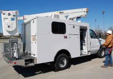 LKW-Teleskoparbeitsbühnen Altec AT200A Cutaway Van