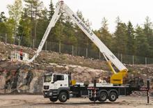 LKW-Teleskoparbeitsbühnen Bronto Skylift S 56 XR